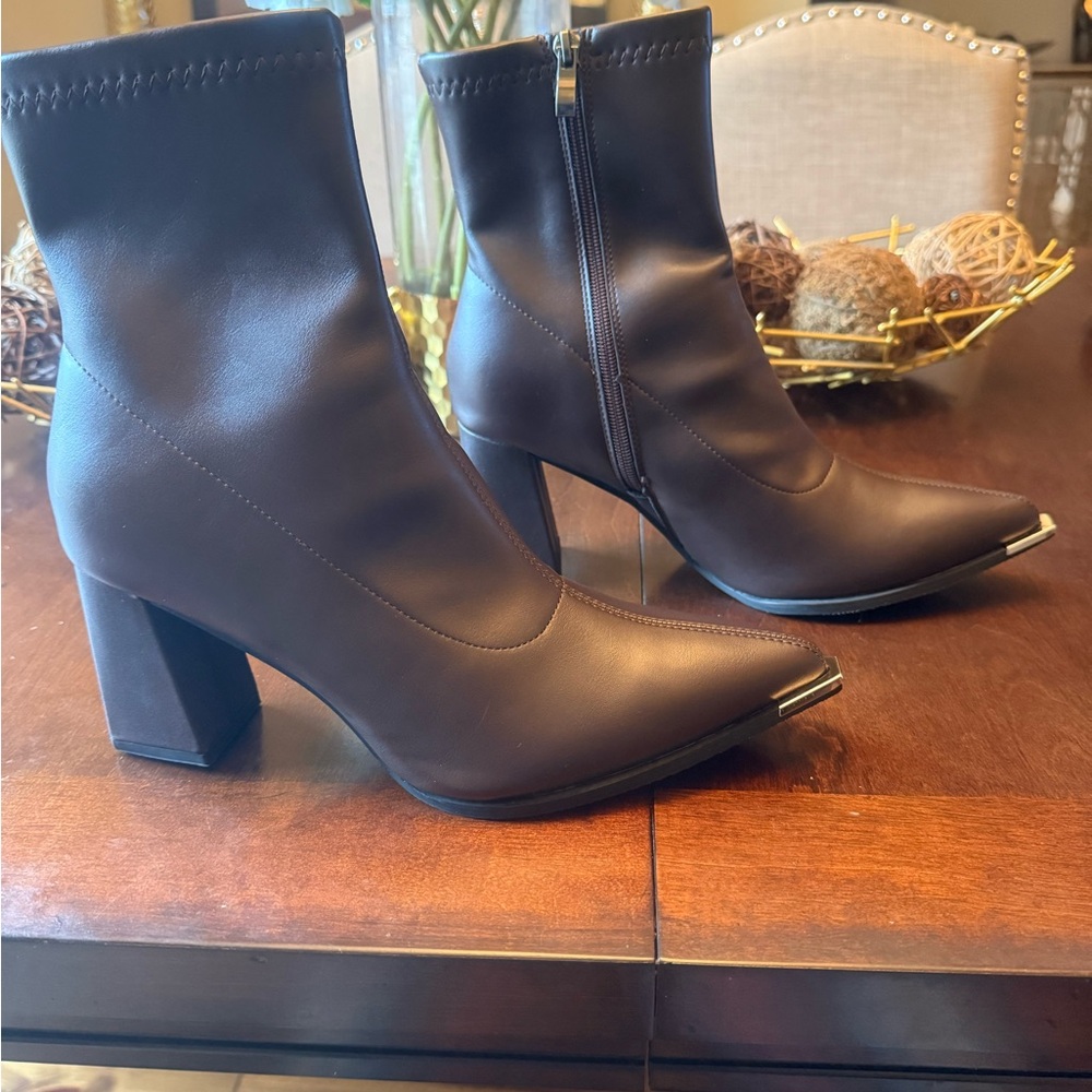 Elegant Brown Ankle Boots